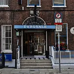 Dergvale فندق