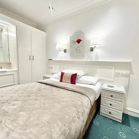 Dergvale Hotel Dublin