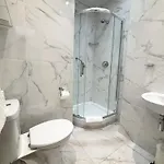 Hotel Dergvale 2*