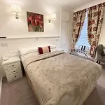 Hotel Dergvale 2*